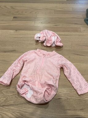 Pink Eyelet Long-Sleeve One-Piece Swimsuit with Cap